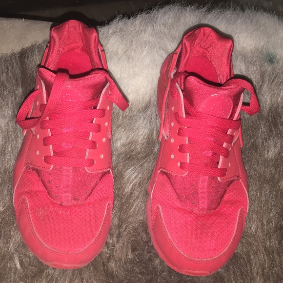 red huaraches kid size